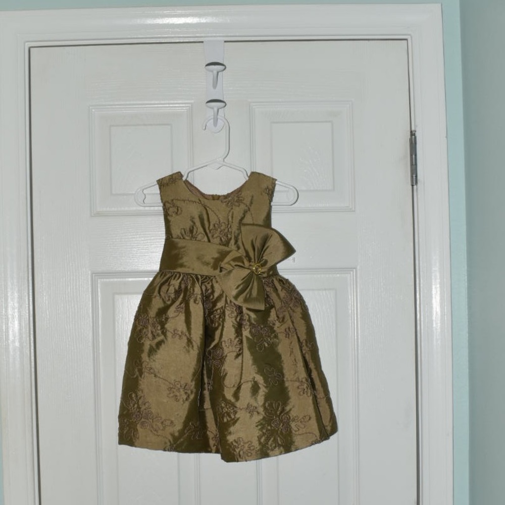Toddler NWT 24 month Gold Dress